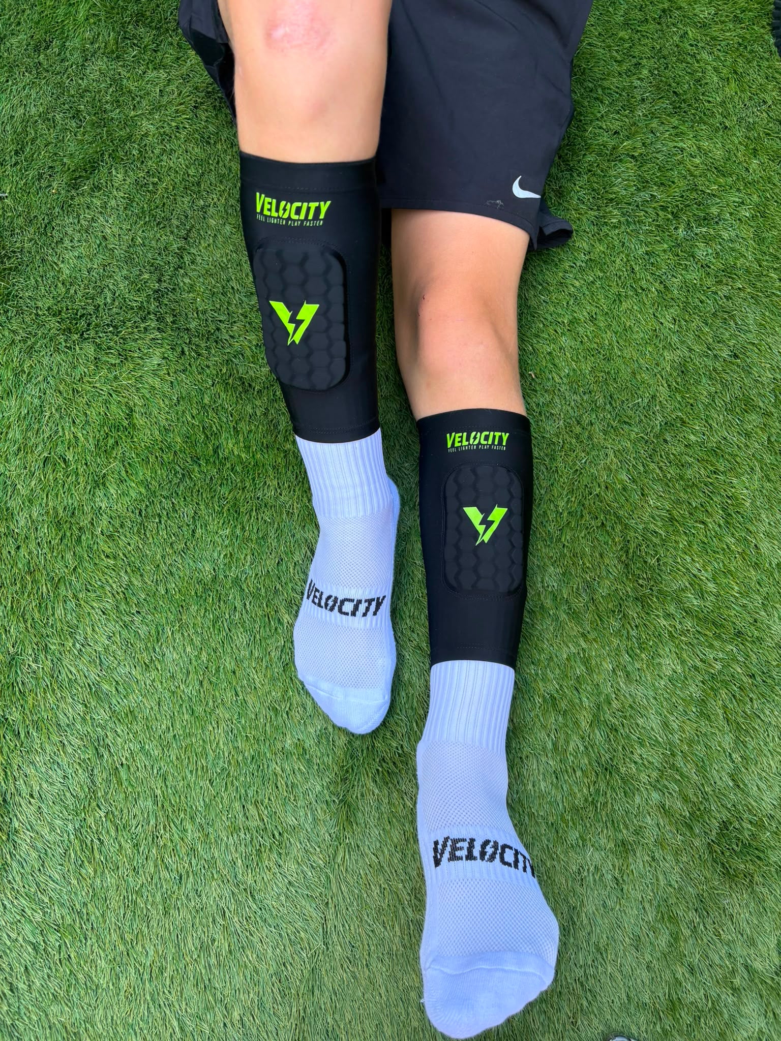 Velocity Lightweight Slip-On Shin Pads White/Yellow