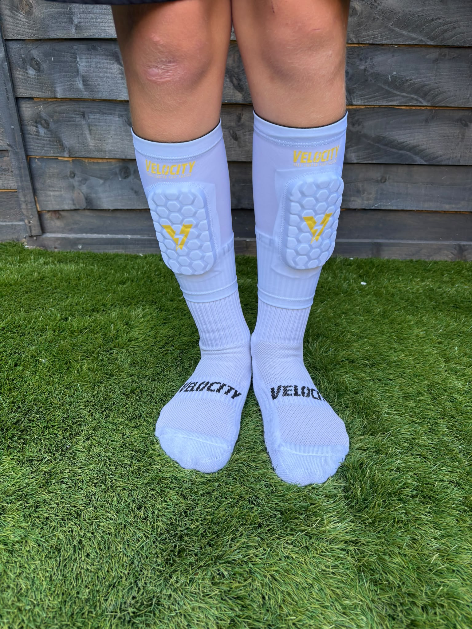 Velocity Lightweight Slip-On Shin Pads White/Yellow